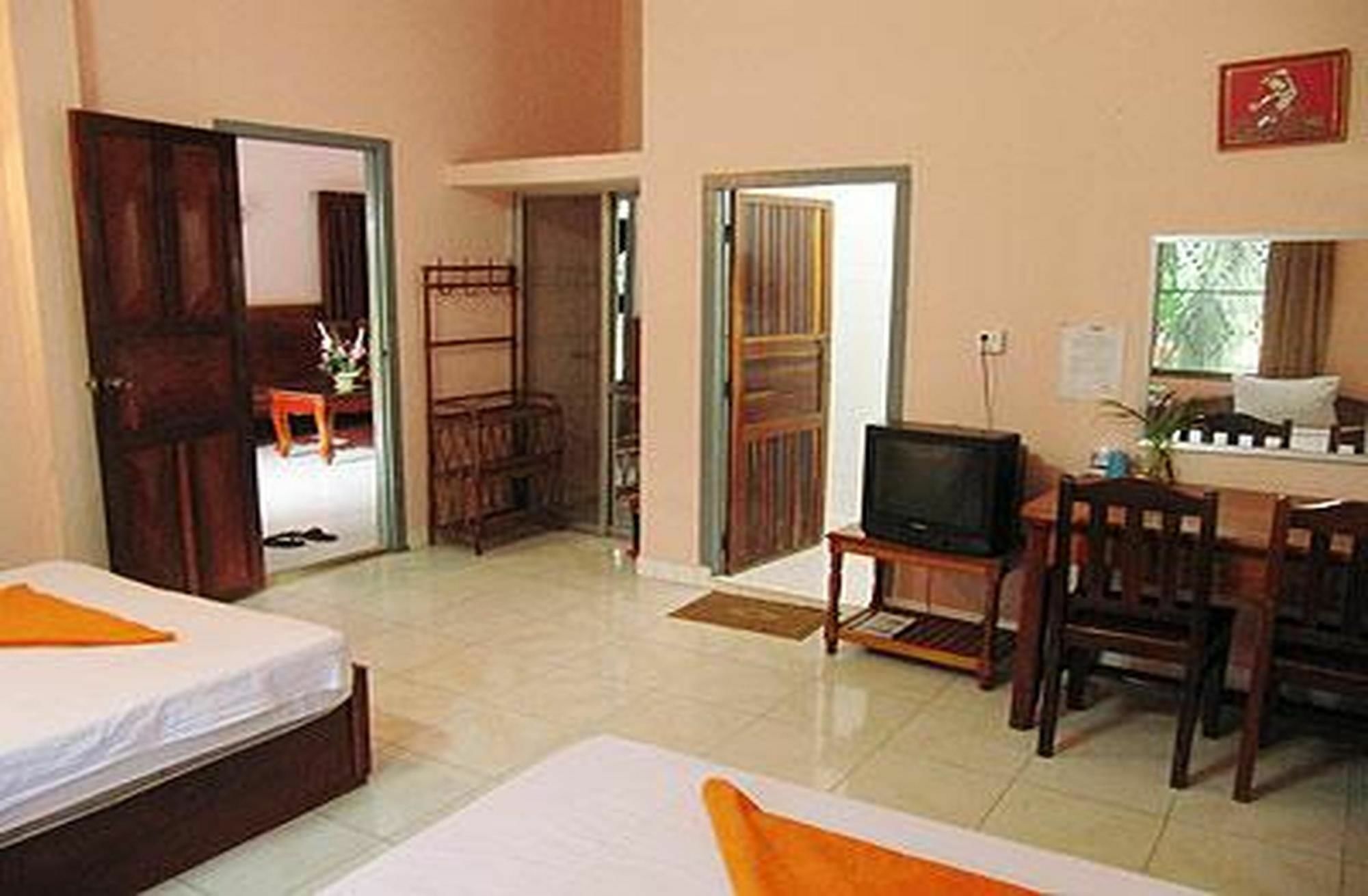 Kampot Guesthouse Exterior photo